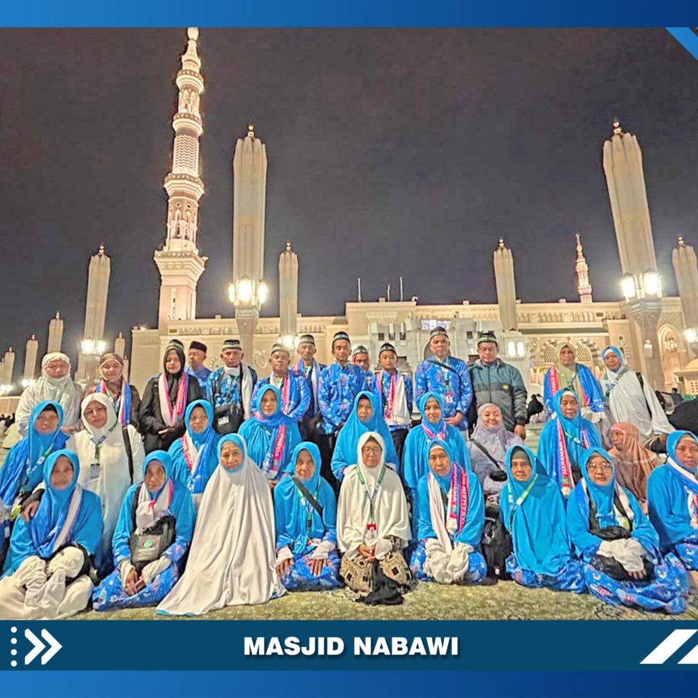 8MASJID NABAWI